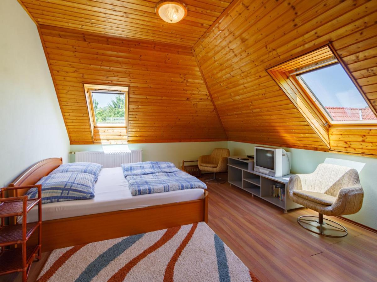 Holiday Home Amaryllis By Interhome Balatonakarattya Bagian luar foto