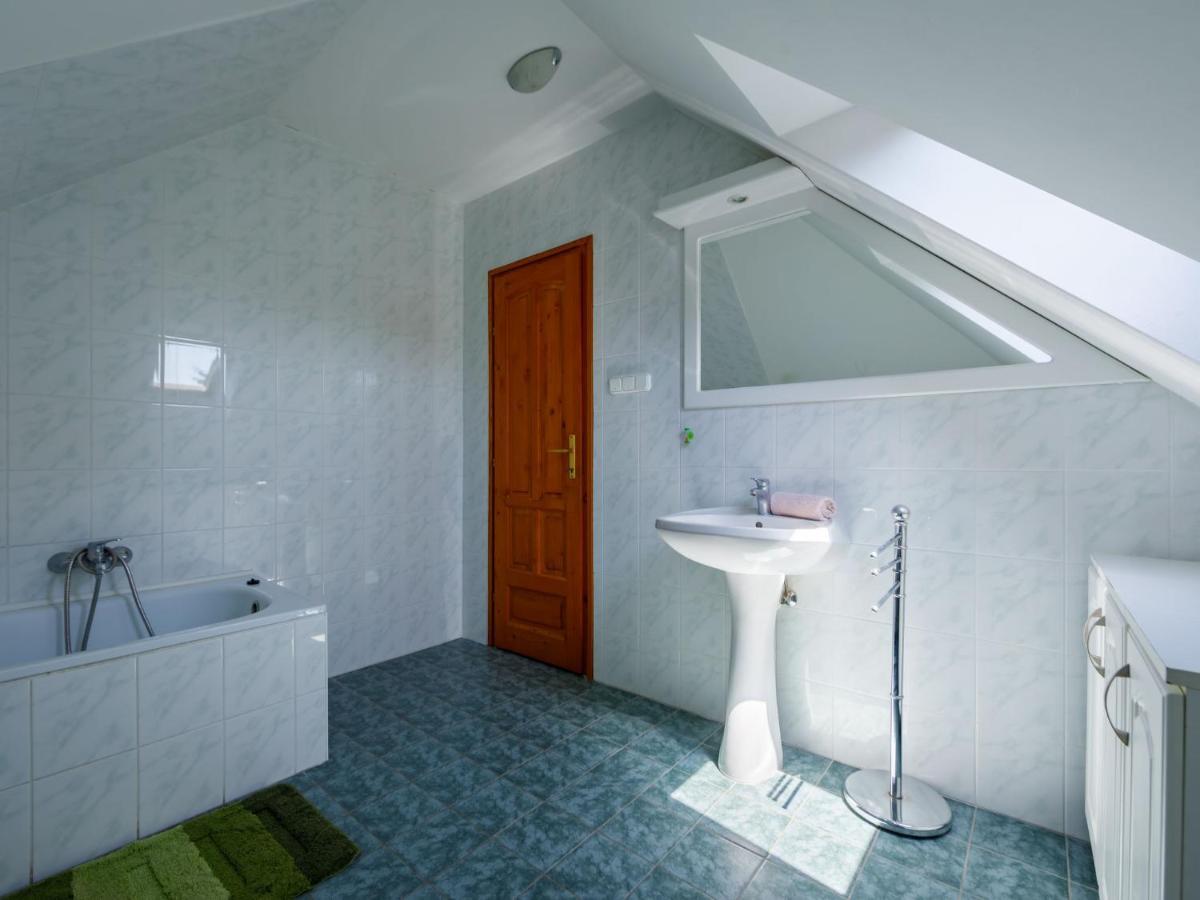 Holiday Home Amaryllis By Interhome Balatonakarattya Bagian luar foto
